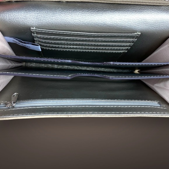 Nine West Crossbody Wallet Clutch Taupe Faux Pebble Leather Organizer Bag - Picture 4 of 7